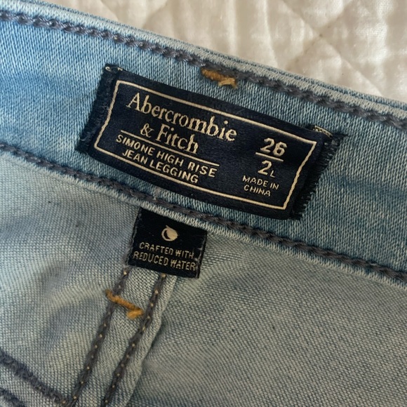 Abercrombie & Fitch Jeggings. - Picture 4 of 5